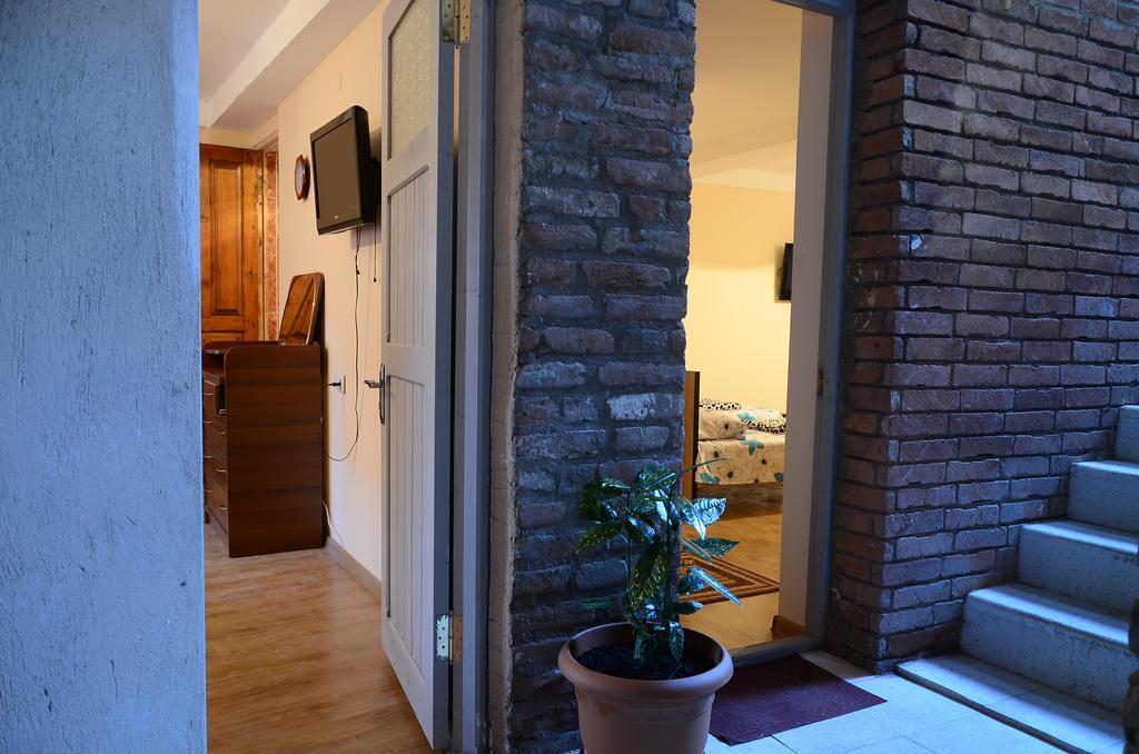 Tbilisi Apartment Buitenkant foto